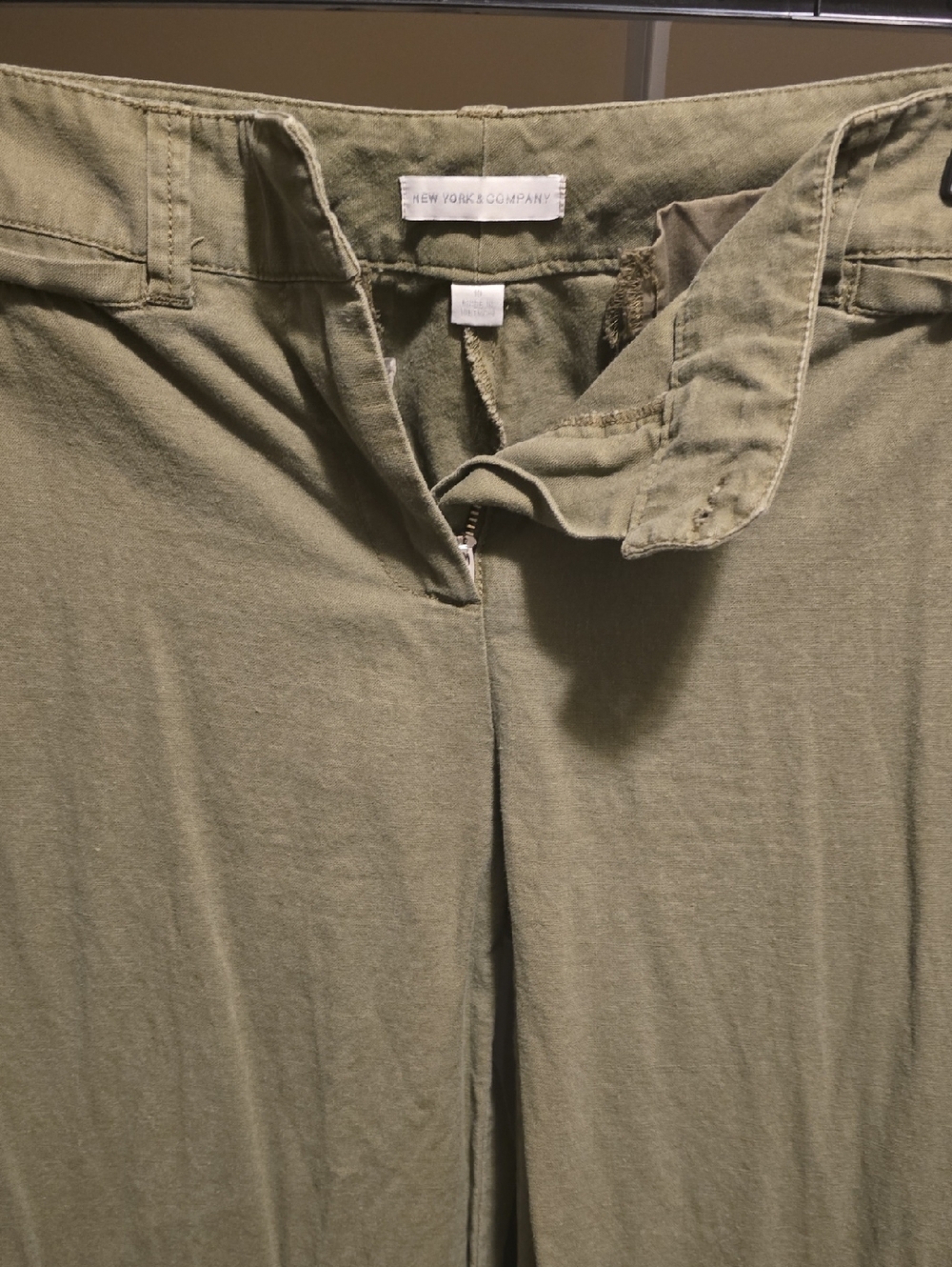New York & Company Olive Women’s Chinos